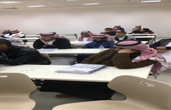كلية إدارة الأعمال تقييم ورشة  عمل حول قطاع الأعمال الواعدة بالسوق السعودي