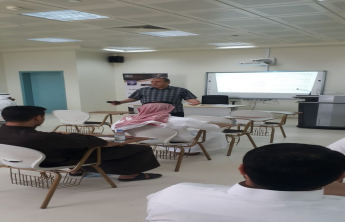   كلية إدارة الأعمال بالخرج تنظم محاضرة  بعنوان &quot; التستر التجارى&quot; 