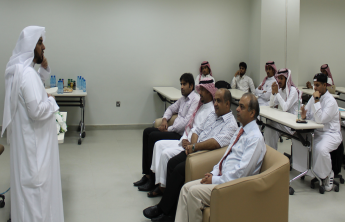 On occasion of National Day, the College of Business Administration organizes a lecture entitled:  “I Love My Country” 